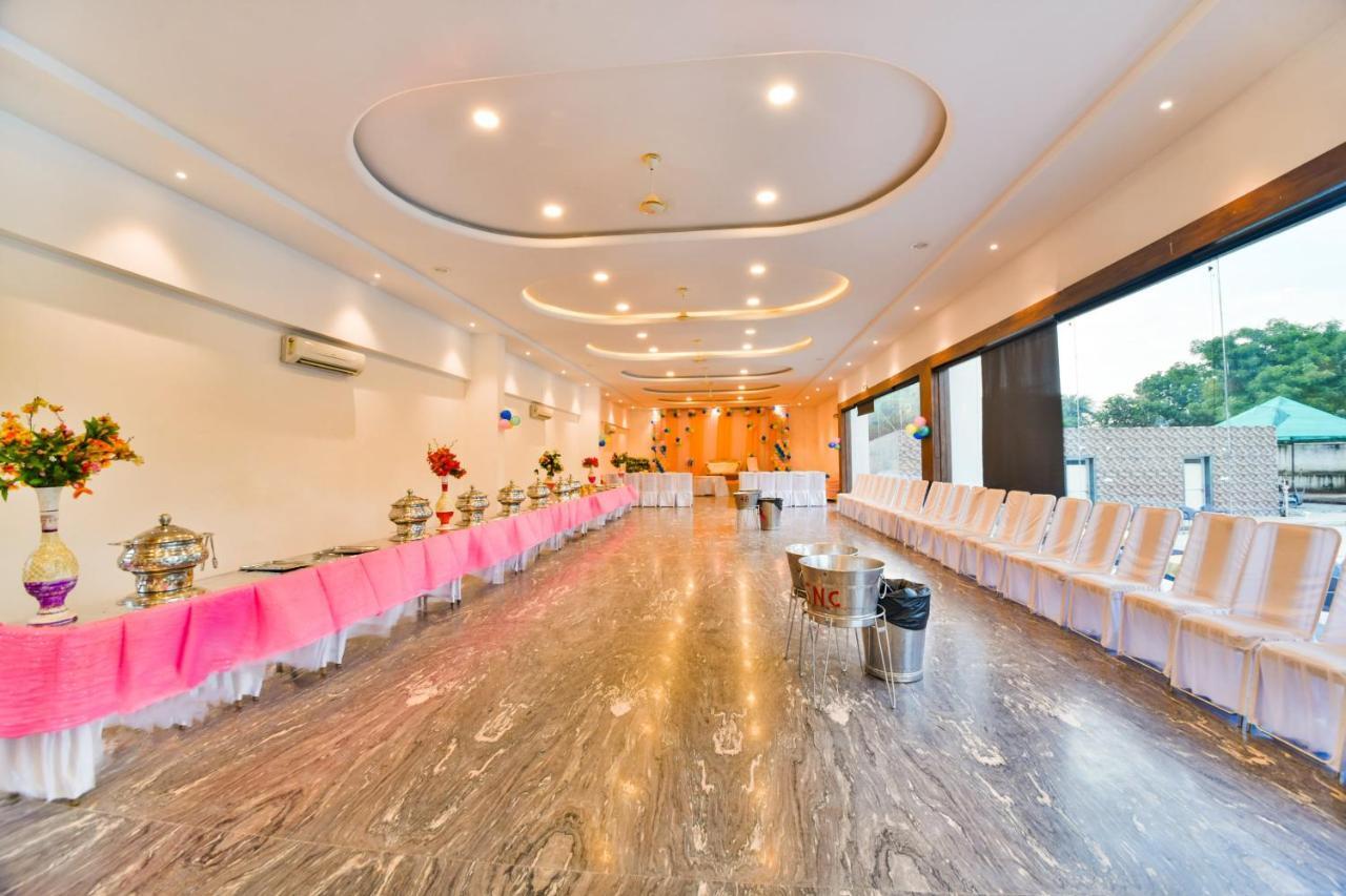 Palette - The Elegance Resort Chittorgarh 외부 사진