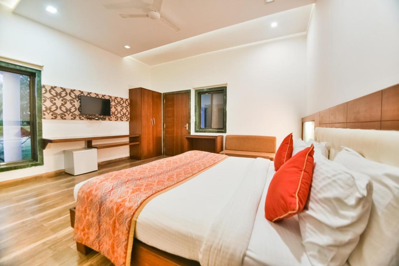 Palette - The Elegance Resort Chittorgarh 외부 사진