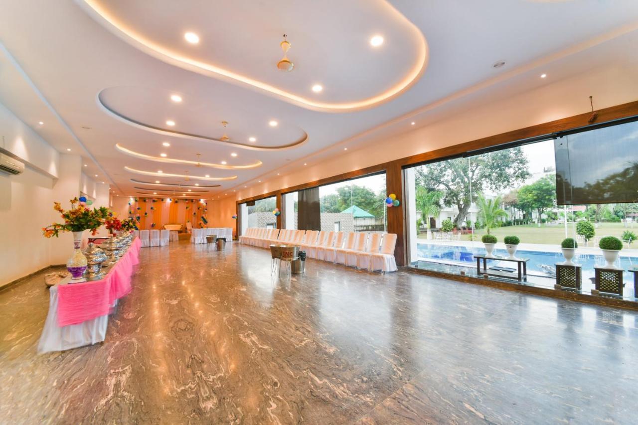 Palette - The Elegance Resort Chittorgarh 외부 사진